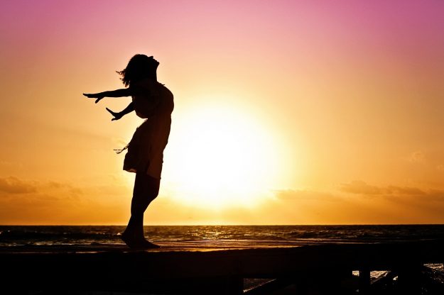 donna-tramonto