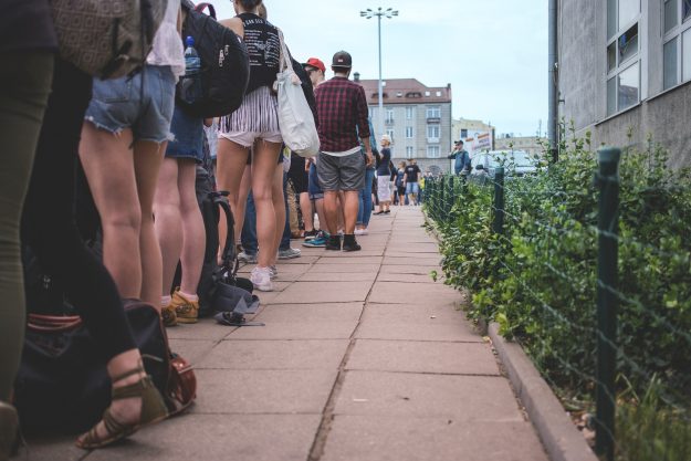 Coda-di-persone-fuori-dal-supermercato2 Coronavirus