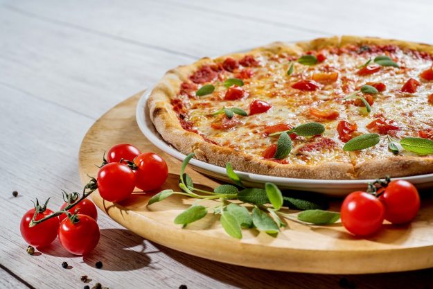 pizza-su-tagliere Ortoressia disturbo alimentare